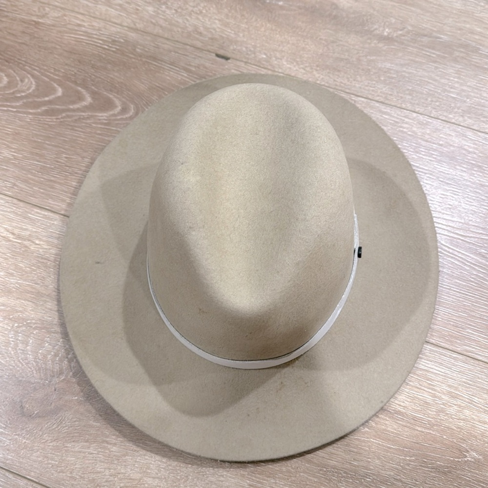 Size Small- Rag and Bone fedora